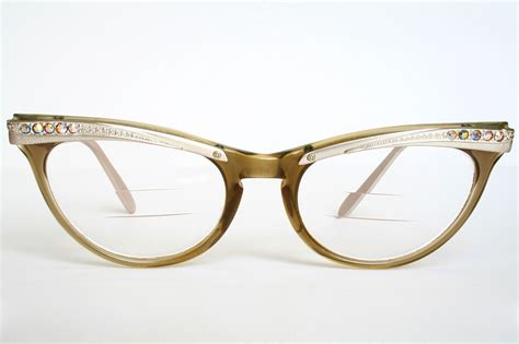 1950s cat eye glasses