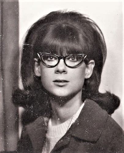 cat eye glasses 1960s