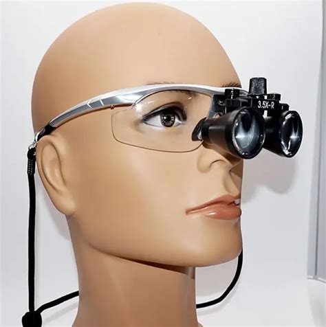 eye magnifying glasses