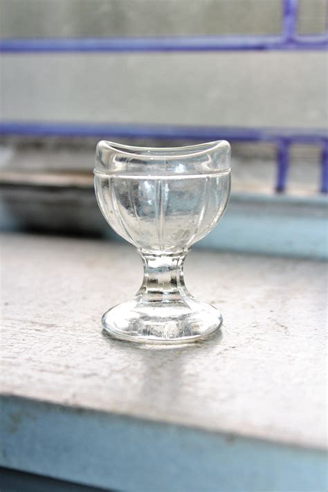 glass eye cup