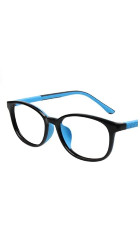 Durable eyeglasses for teenagers