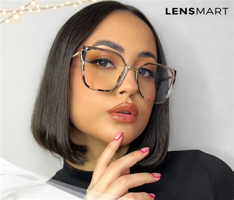 Eyewear Trends for Winter 2024: Stay Stylish and Warm