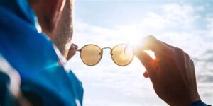 Guarding Against UV Damage: The Importance of UV Protection in Eyewear