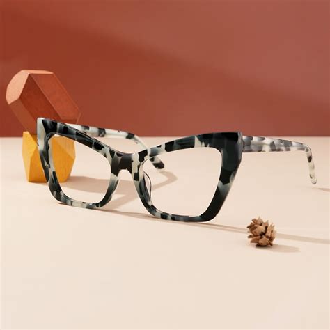 Handpicked Eyeglasses for the Eclectic Fashionista