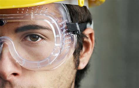 Maintaining Optimal Eye Protection in Different Environments