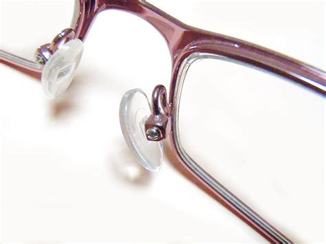 Maximizing Comfort with Adjustable Eyeglass Frames